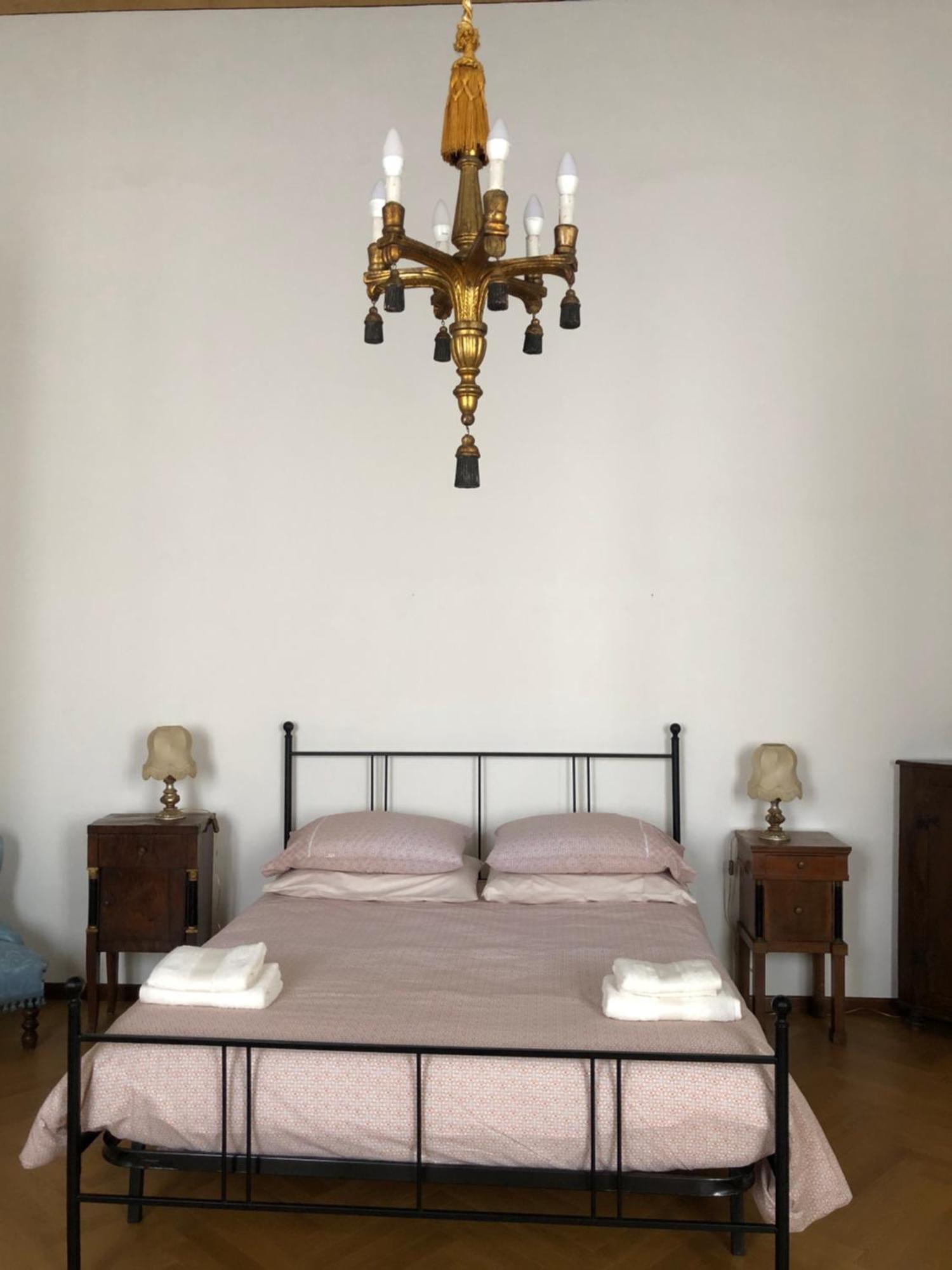 Frescobaldi Aparments! A Casa Di Francesco Leilighet Ferrara Eksteriør bilde